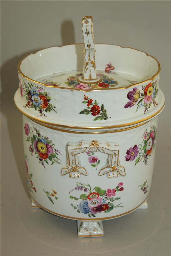 An English porcelain ice pail, early 19th century, 30cm